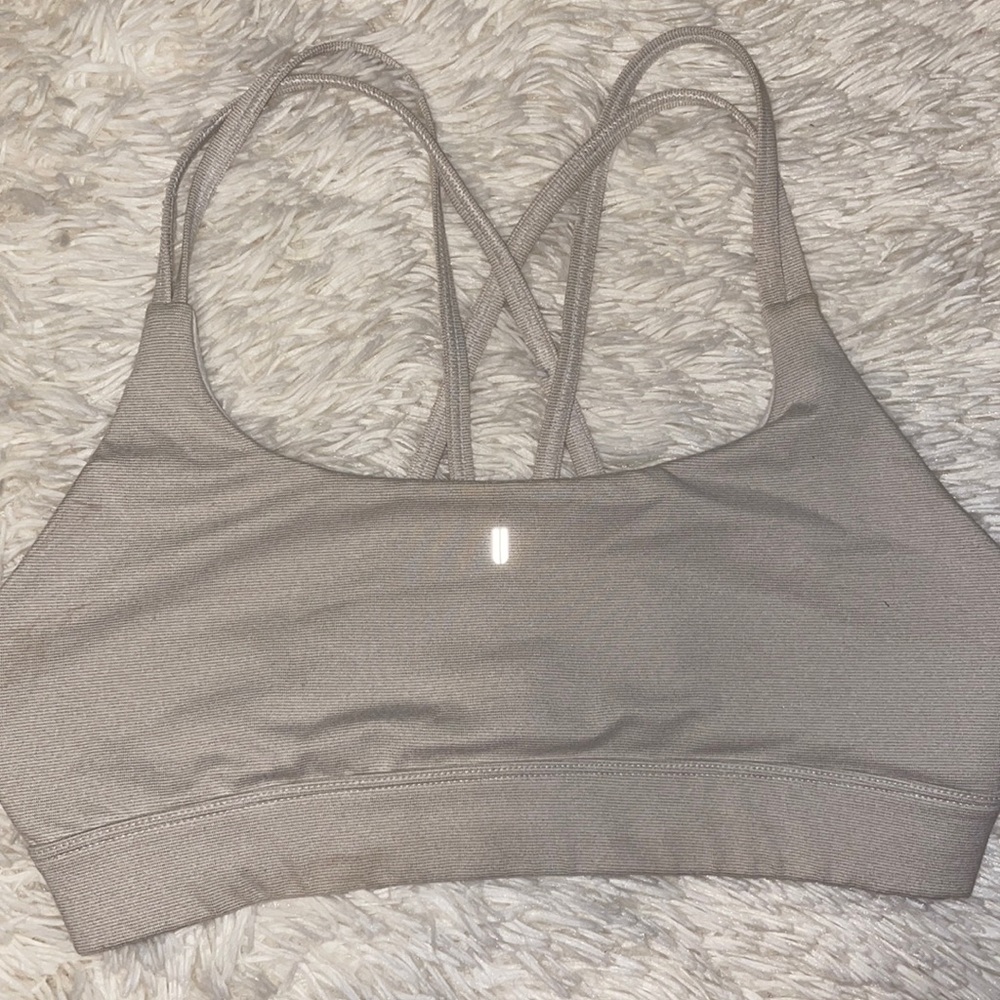 NoBull size medium sports bra
